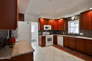 110 Stallion Dr, Lords Valley, PA 18428 - Photo 70