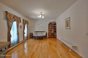 110 Stallion Dr, Lords Valley, PA 18428 - Photo 206