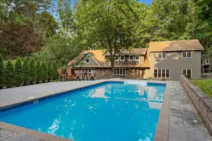 360 Babbling Brook Rd, Scotrun, PA 18355 - Photo 2