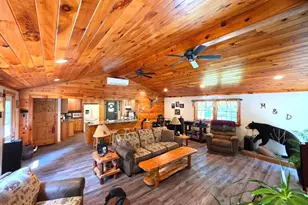 136 Gunstock Ln, Tafton, PA 18464 - Photo 10