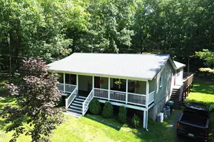 136 Gunstock Ln, Tafton, PA 18464 - Photo 2