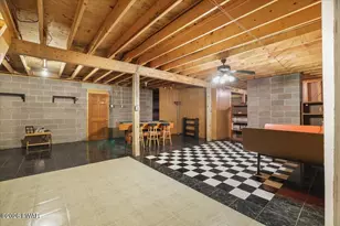 17 Silhouette Ln, Waymart, PA 18472 - Photo 40