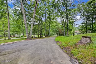 185 Maple Dr, Shohola, PA 18458 - Photo 84