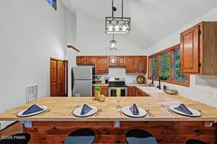 185 Maple Dr, Shohola, PA 18458 - Photo 30