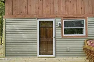 139 Lakeview Cir, Hawley, PA 18428 - Photo 34
