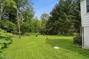 1355 Fernwood Rd, Lake Ariel, PA 18436 - Photo 28