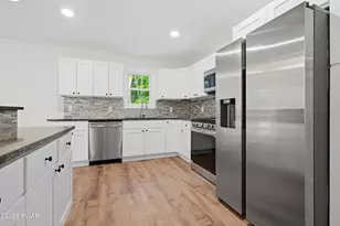 101 Apple Dr, Milford, PA 18337 - Photo 2