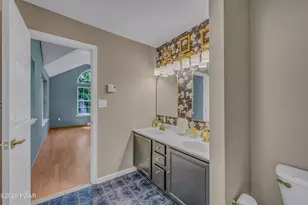 102 Eagle Rock Rd, Lackawaxen, PA 18435 - Photo 16