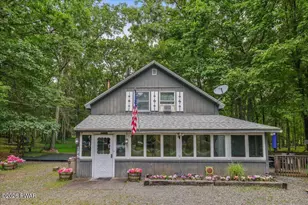 135 Forest View Dr, Hawley, PA 18428 - Photo 64
