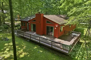 105 Village Ln, Lords Valley, PA 18428 - Photo 34