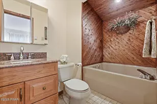 105 Village Ln, Lords Valley, PA 18428 - Photo 20