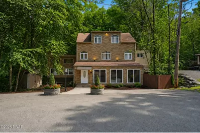 3130 Delaware Circle, Bushkill, PA 18324 - Photo 1