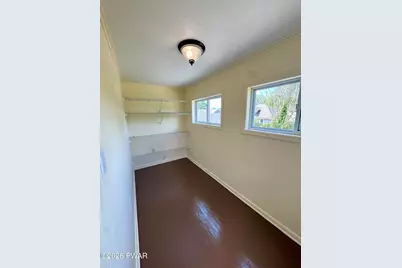 17 1/2 Belmont Street, Carbondale, PA 18407 - Photo 12