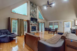 187 Skyview Rd, Dingmans Ferry, PA 18328 - Photo 10