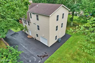 187 Skyview Rd, Dingmans Ferry, PA 18328 - Photo 6