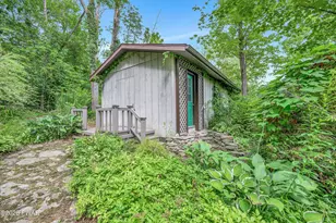 20 Oak Ln, Lake Ariel, PA 18436 - Photo 10