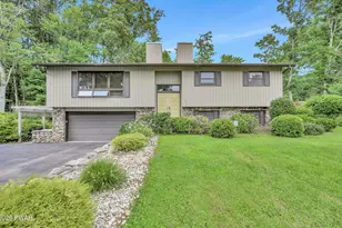 20 Oak Ln, Lake Ariel, PA 18436 - Photo 1