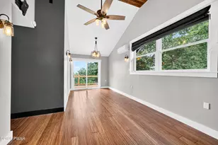 206 Paper Birch S, Tafton, PA 18464 - Photo 16