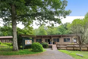 102 Redstart Ct, Hawley, PA 18428 - Photo 28