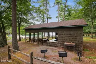 102 Redstart Ct, Hawley, PA 18428 - Photo 26