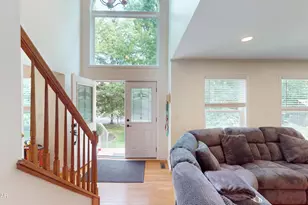 100 Redwood Ct, Milford, PA 18337 - Photo 4