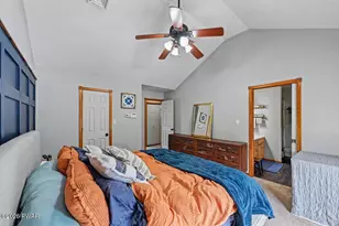 449 Huckleberry Rd, Newfoundland, PA 18445 - Photo 32