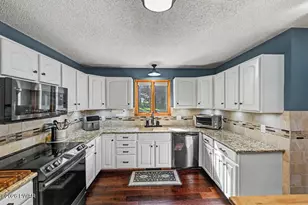 449 Huckleberry Rd, Newfoundland, PA 18445 - Photo 18