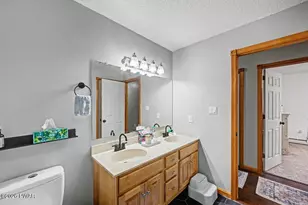 449 Huckleberry Rd, Newfoundland, PA 18445 - Photo 44