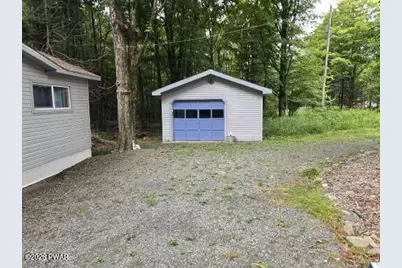 22 Aspen Drive, Newfoundland, PA 18445 - Photo 2