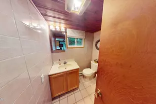 158 W Shore Dr, Dingmans Ferry, PA 18328 - Photo 20