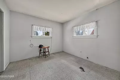104 Avenue C, Matamoras, PA 18336 - Photo 18