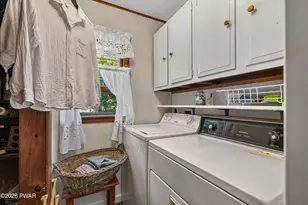 104 Avenue C, Matamoras, PA 18336 - Photo 12