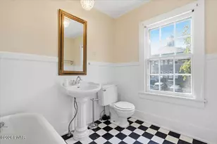 203 W Harford St, Milford, PA 18337 - Photo 54
