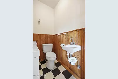 203 W Harford Street, Milford, PA 18337 - Photo 68