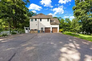263 McKay Rd, Henryville, PA 18332 - Photo 4