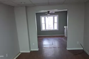 22 Rock St, Carbondale, PA 18407 - Photo 6