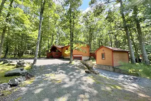 131 Deerpark Ln, Hawley, PA 18428 - Photo 42