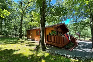 131 Deerpark Ln, Hawley, PA 18428 - Photo 52