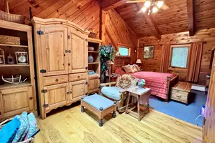 131 Deerpark Ln, Hawley, PA 18428 - Photo 18