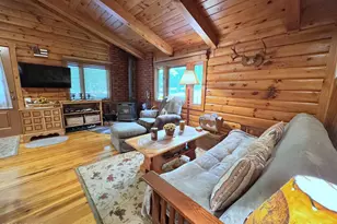 131 Deerpark Ln, Hawley, PA 18428 - Photo 8