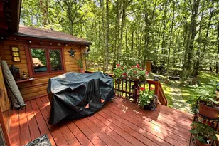 131 Deerpark Ln, Hawley, PA 18428 - Photo 26