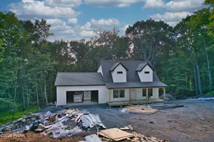 113 Aspen Dr, Milford, PA 18337 - Photo 2