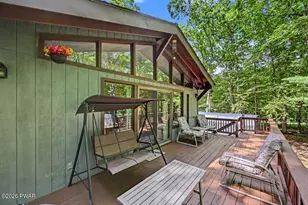 198 Upper Lakeview Dr, Hawley, PA 18428 - Photo 14