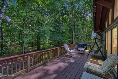 198 Upper Lakeview Drive, Hawley, PA 18428 - Photo 18