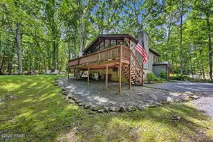 198 Upper Lakeview Dr, Hawley, PA 18428 - Photo 2
