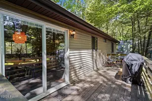 996 Goose Pond Rd, Lake Ariel, PA 18436 - Photo 10