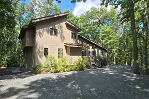 308 Canoe Brook Dr, Lords Valley, PA 18428 - Photo 2