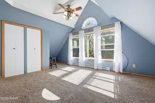 106 Smithview Dr, Greentown, PA 18426 - Photo 16