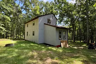 142 Doe Loop, Bushkill, PA 18324 - Photo 2