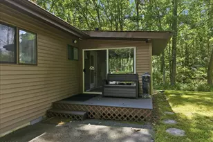 808 Hoover Ct, Lords Valley, PA 18428 - Photo 8
